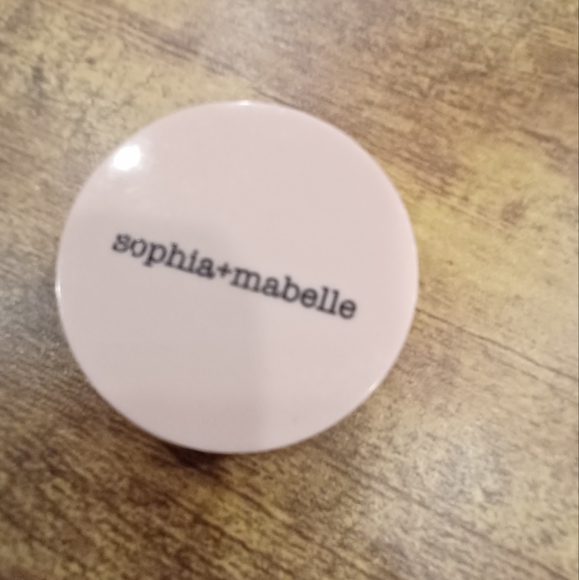 Sophie + Mabelle - SO FESTIVE - The Stack - Picture 4 of 6